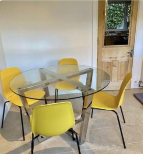 Beautiful 4 bedroom Townhouse minutes from Belfast City Centre