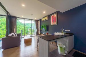 The Valley at Sunshine, Panoramic