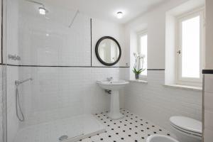 Charming Suite