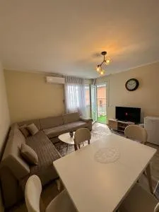 Seaside Shengjin Apartment - Sakës