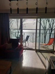 Apartament nad wodą Zegrze - 亚赫兰卡