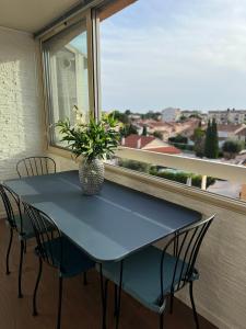 T2 parking privé, centre, plage et gare