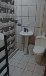 Haciendo Amigos en El Canasto