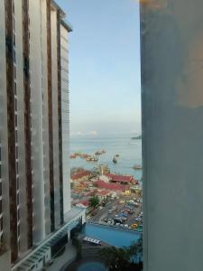 Kinabalu 2 Home stay The Shore KK