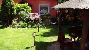 Nowoczesne Studio z ogrodem i parkingiem