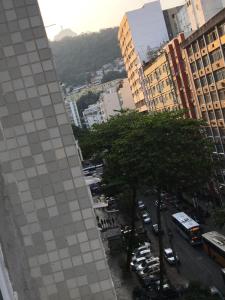 Copacabana-Quarto Duplo PRIVADO, Com banheiro em Casa Compartilhada