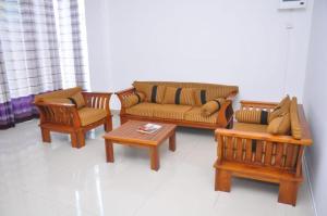 Sasiri Lanka Rooms & Apartment