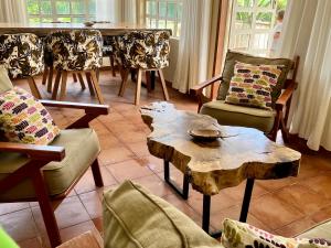 Allamanda House Meru