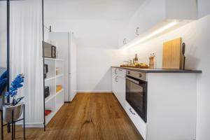 Exquisite Superior Suite 80m2 mit 2 Schlafzimmern & Badewanne - Messe Essen