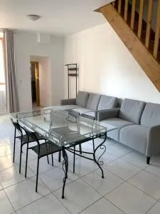 La Cachette Calme à Armeau - Armeau