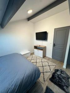Villas Sublime maison de 2 etages avec cour : photos des chambres