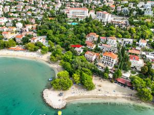 Apartments Jarmila Crikvenica Croatia BeachFront 