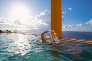 Athina Epavlis - Ethereal Charm of Blue Horizons