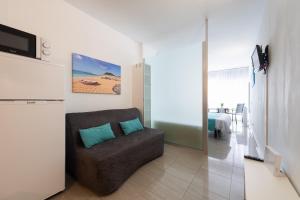 1st Line Pretty Studio Las Canteras