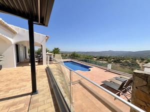 Algarve Premium Villa With Pool by Homing