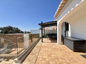 Algarve Premium Villa With Pool by Homing