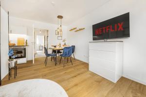 Excellence Deluxe Suite mit Balkon & Stadtblick - zentral an der Messe Essen