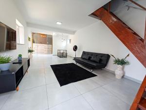 Casa nova Itagua , há 3 minutos da Praia Grande
