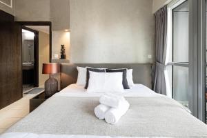 2BR Steps from JBR Beach