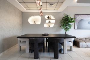2BR Steps from JBR Beach