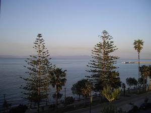 Penthouse Suite with Sea View (2 Adults)