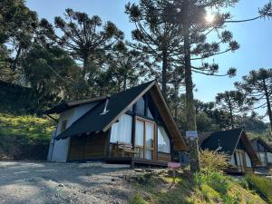 Refugio Brognoli - Chalés Suiços - Com banheira dupla de Hidromassagem