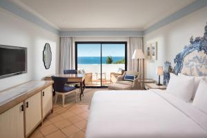 Deluxe Twin Room with Ocean View   room in Pine Cliffs Hotel a Luxury Collection Resort Algarve