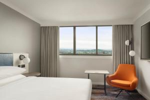 Deluxe King Room room in Glasgow Marriott Hotel