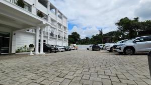 Prosland Hotel