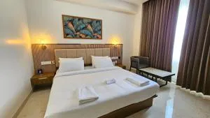 Prosland Hotel - Edappāl