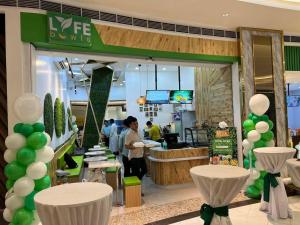 Casa Eleganza at Fame Residences - 1BR corner unit, CBD, Gym, Pool, WiFi, Great View