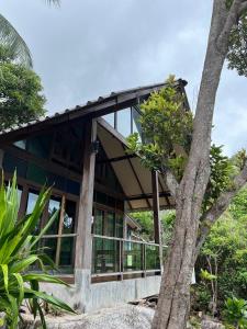 Smile Bungalow Bottle Beach