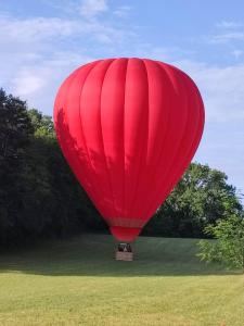 Maisons d'hotes Ecrin d' Amour suite romantique avec Jacuzzi : photos des chambres