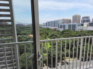 Modern & New, Work Desk, Fast Internet, Balcony