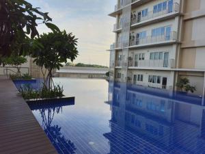 Modern & New, Work Desk, Fast Internet, Balcony