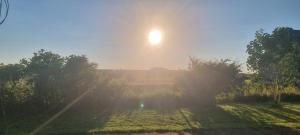 groot authentiek en charmante woning, 250 vierkante meter, panoramisch vergezicht, zonsondergang, dicht bij Dinant, Maredsous en Namen