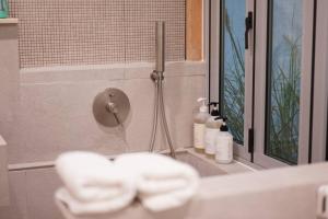 Unwadang Private Luxury Hanok House in bukchon