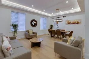 Luxury House In Scarborough - Scarborough Junction