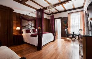 Hotel Chateau de lArgoat