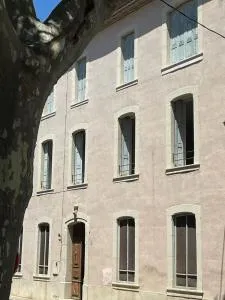 La grande maison rose - 佩里阿克海