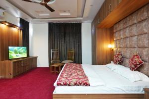 Villa Homey Inn , Srinagar -3 Kms from Dal Lake & City Centre Raj Bagh