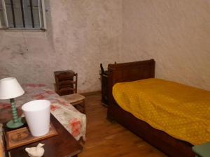 Maisons de vacances Au bord du Doux, moulin isole, rustique : photos des chambres