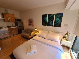 Scandi Inspired Studio in Knightsbridge, Makati
