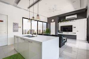 Addies Place Soldiers Hills Village Muntinlupa