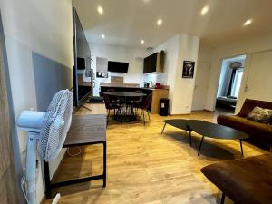 Appartements Ravissant T3, calme et central : photos des chambres