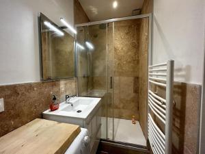 Appartements Ravissant T3, calme et central : photos des chambres