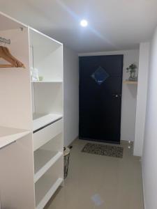 Studio Élégant Près de Tous Commerces et Gare RERC