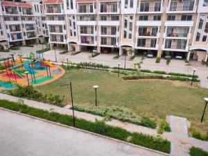 Spanish style builder floor