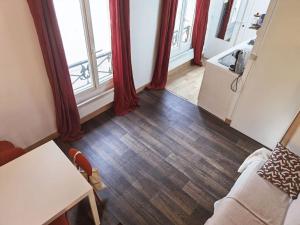 Calm Loft apt in the center of 11arr N11-199