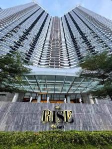 Comfy Relax Condo at the Rise Makati